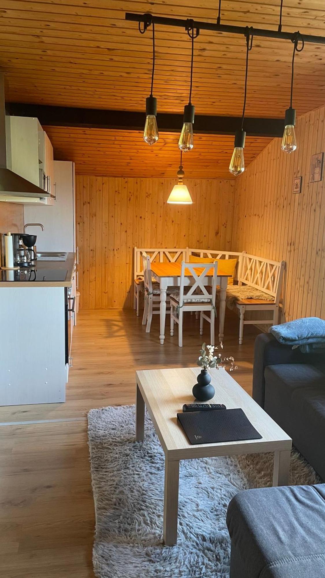 Weixl Schi&Bike Appartements-Bike In&Bike Out Neben Wexl Trails Bikepark Sankt Corona am Wechsel Esterno foto